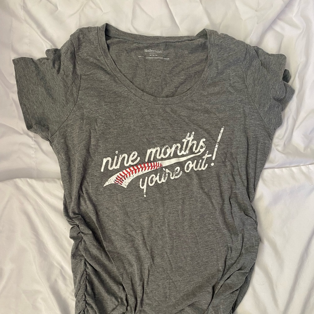 Maternity baseball shirt - worn once, size medium